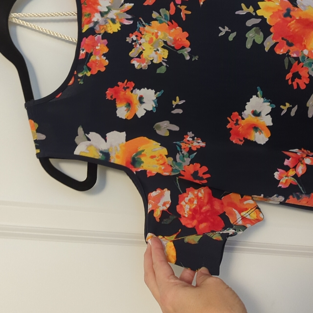 Flower Dress - Picture 3 of 3